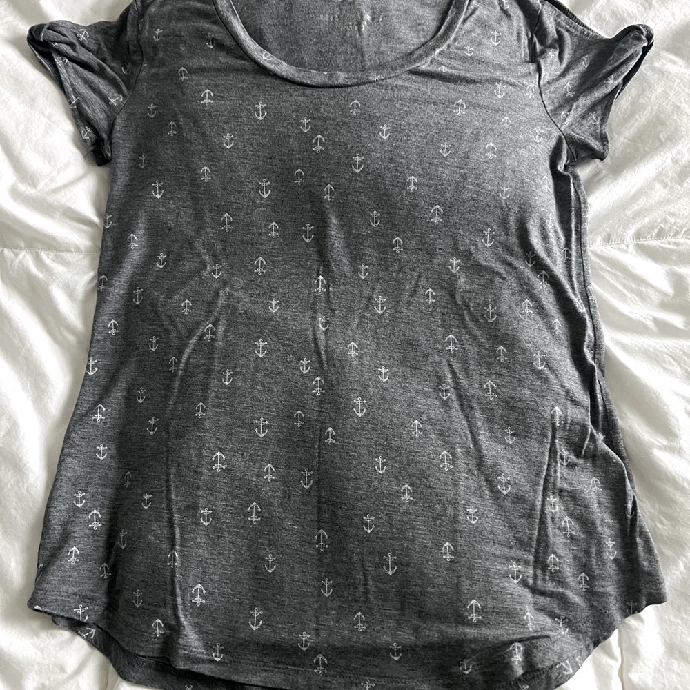 NWOT Gray Anchor Print Women's Top